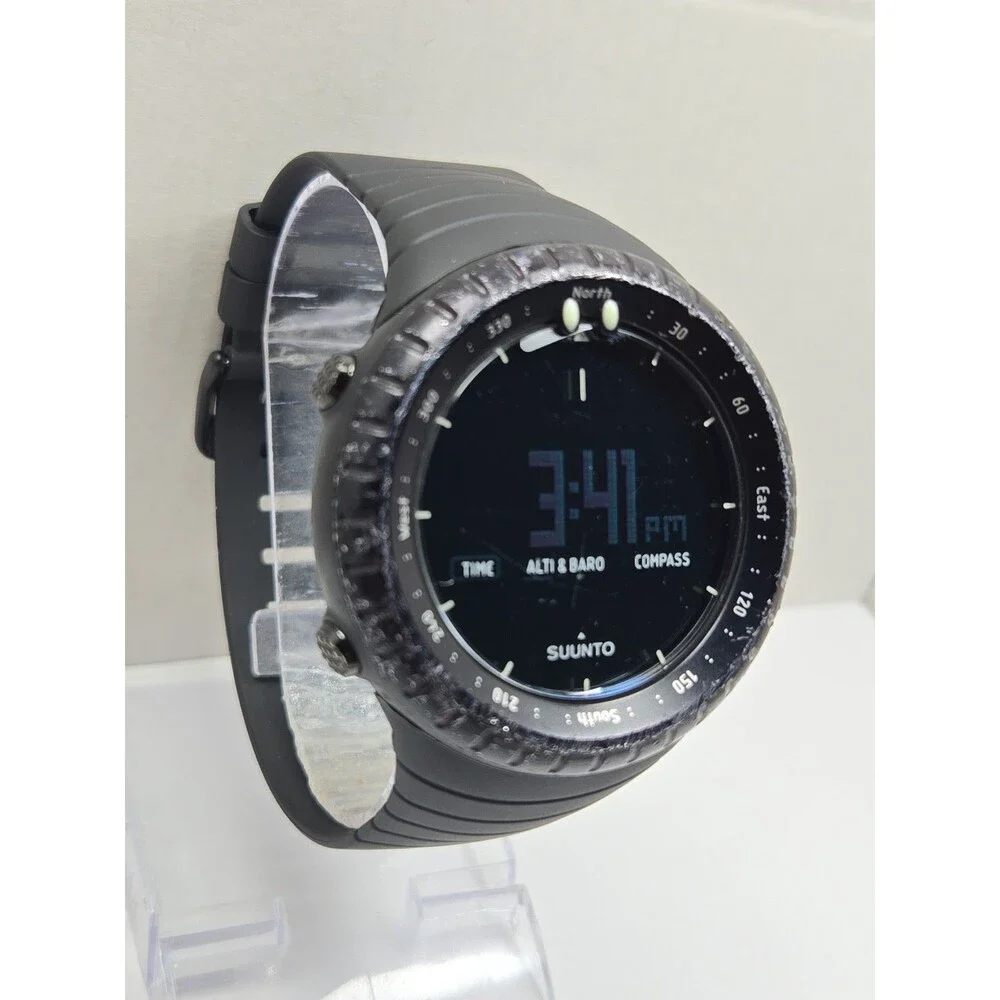Suunto Core All Black Mens Digital Watch Altimeter Barometer Compass New Battery